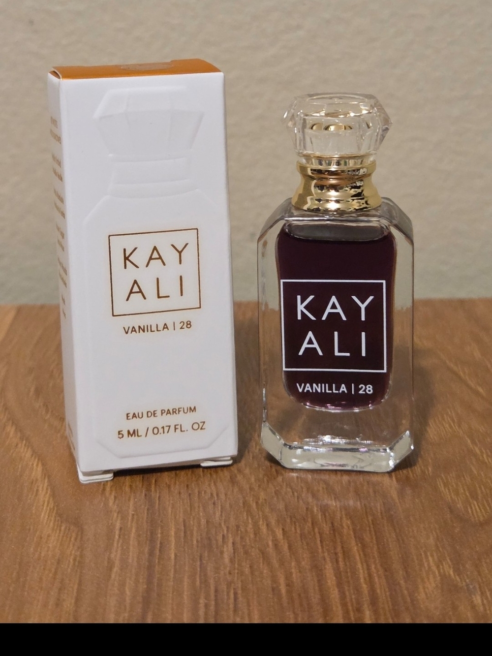 KAYALI Vanilla | 28 Perfume - NEW IN BOX - Picture 2 of 3